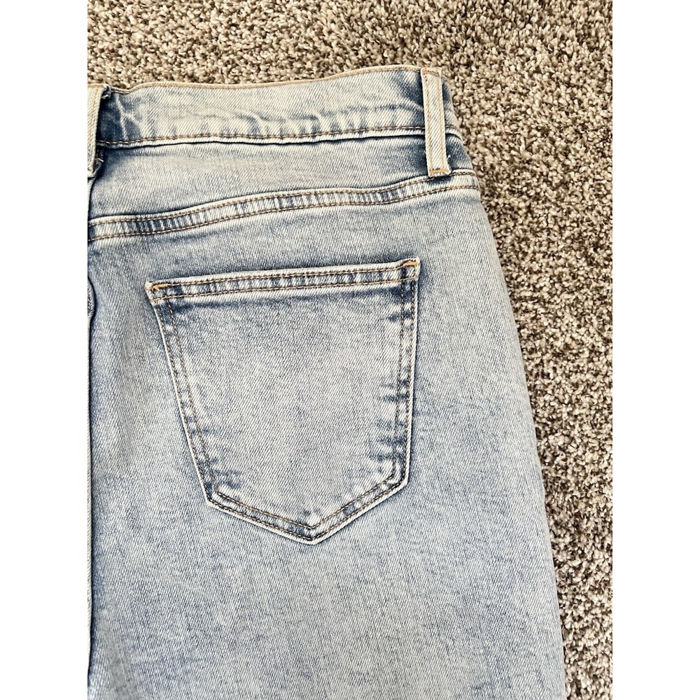 Old Navy Women's Straight Leg Jeans Size 10 Light Wash High Rise Ankle - Picture 7 of 8